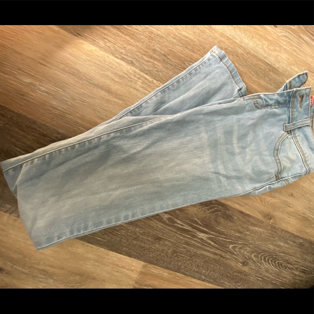 Blue jeans- right brand new never worn